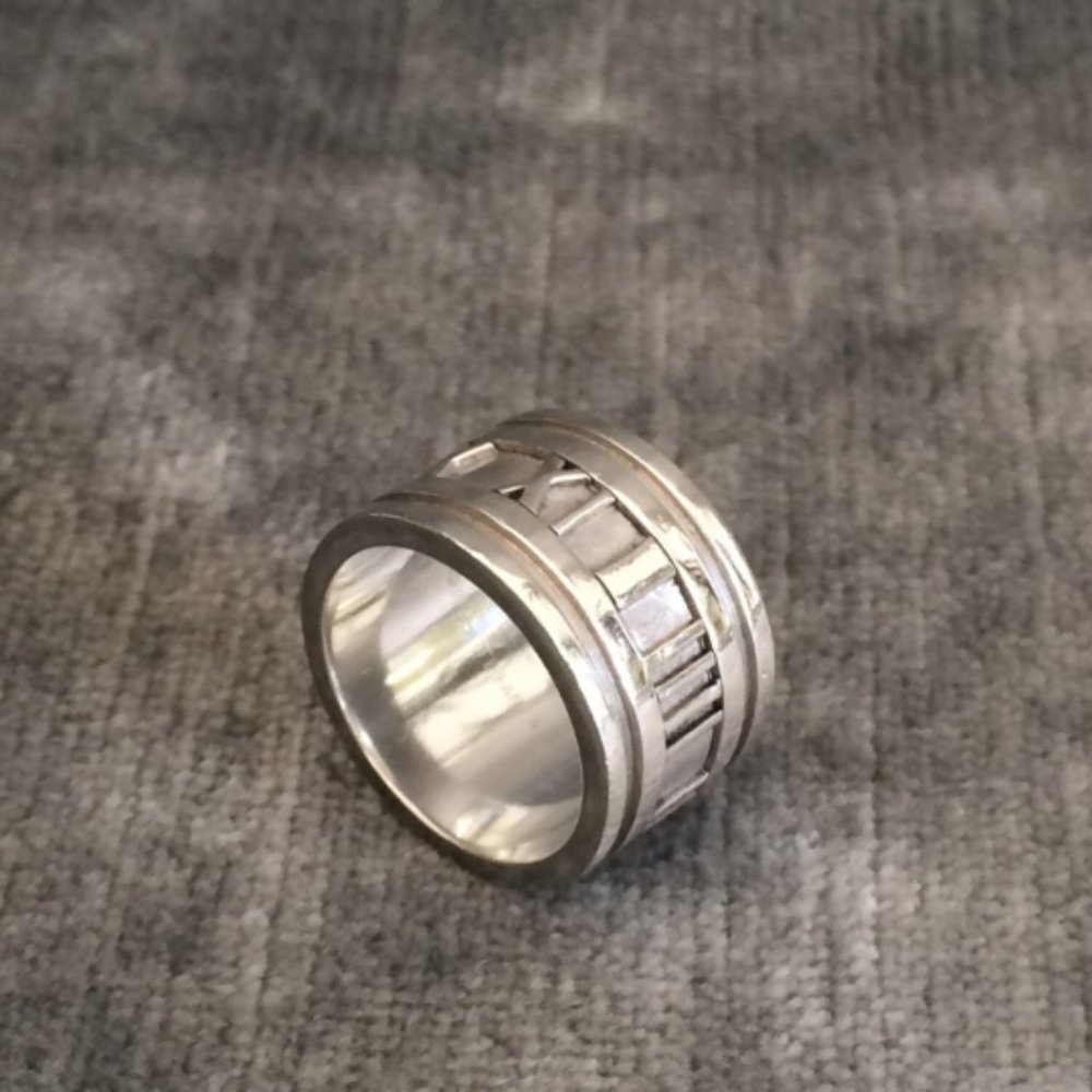 Authentic Beautiful Tiffany & Co. Sterling Silver Wide Atlas Ring Sz 5